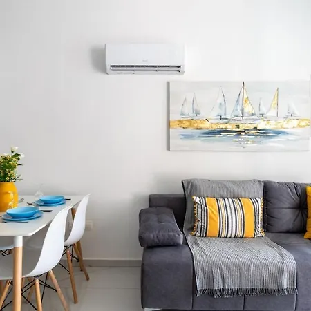 Infinity - One-bedroom W Terrace In Appartement