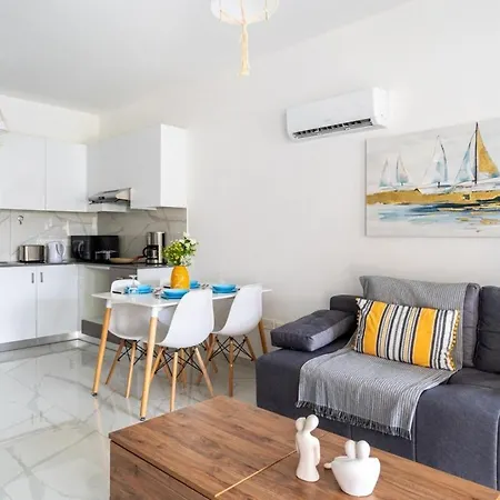 Apartment Infinity - One-bedroom W Terrace In Larnaca