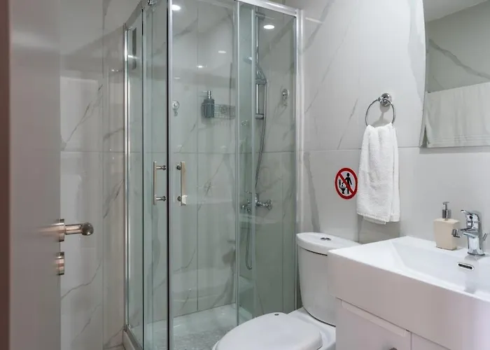 Infinity - One-bedroom W Terrace In Appartement