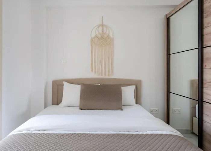 Infinity - One-bedroom W Terrace In * Lárnaca